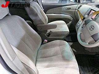 TOYOTA ESTIMA 2008
