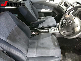 SUBARU EXIGA 2010