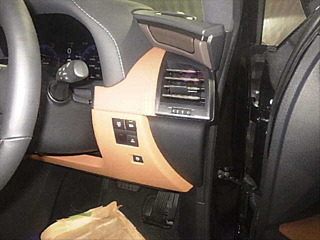 TOYOTA VELLFIRE 2023