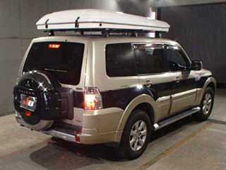 MITSUBISHI PAJERO 2010
