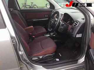 MAZDA VERISA 2010