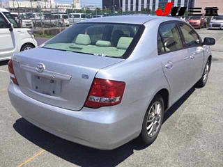 TOYOTA COROLLA AXIO 2010