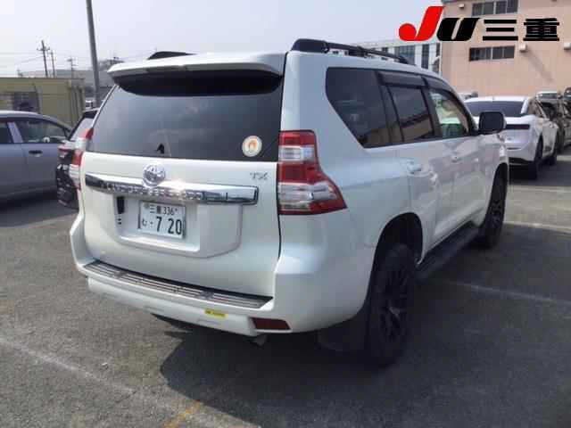 TOYOTA LAND CRUISER PRADO 2016
