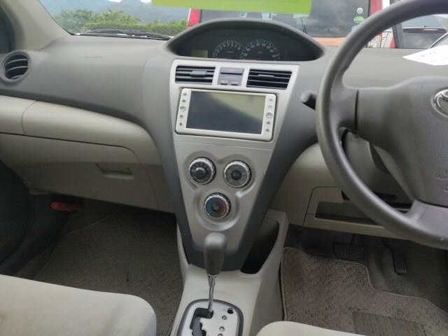 TOYOTA BELTA 2010