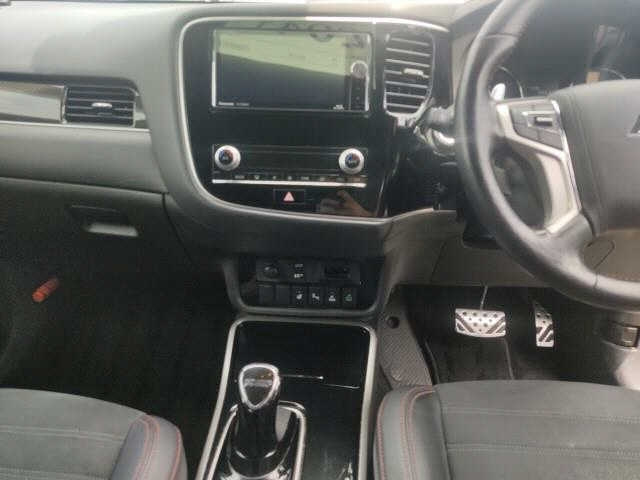 MITSUBISHI OUTLANDER PHEV 2021