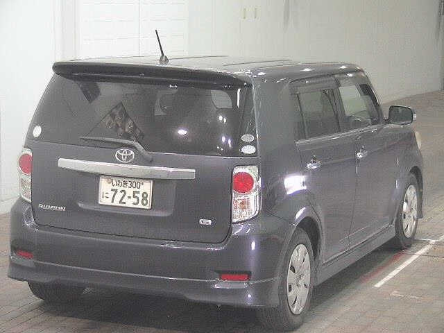 TOYOTA COROLLA RUMION 2011