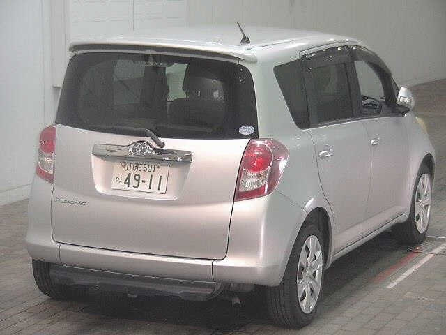 TOYOTA RACTIS 2009