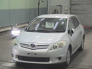 TOYOTA AURIS 2011