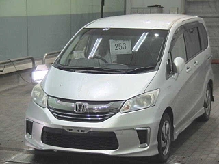 HONDA FREED 2015