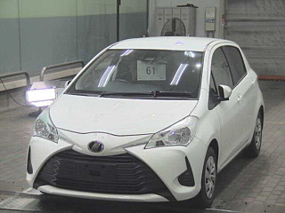 TOYOTA VITZ 2020