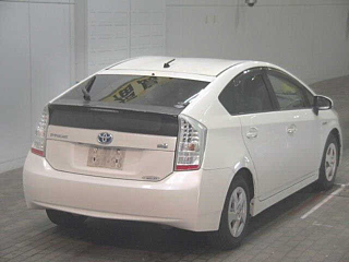 TOYOTA PRIUS 2010