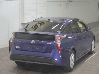 TOYOTA PRIUS 2016