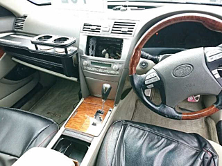 DAIHATSU ALTIS 2010