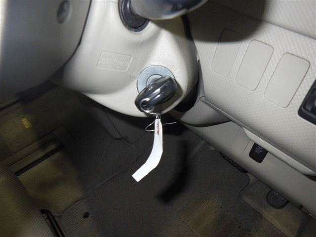 TOYOTA PORTE 2009
