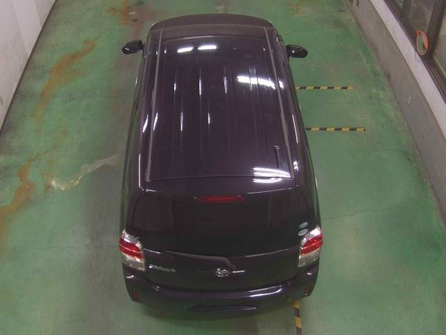 TOYOTA SPADE 2016