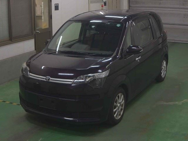 TOYOTA SPADE 2016