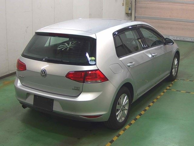 VOLKSWAGEN GOLF 2014