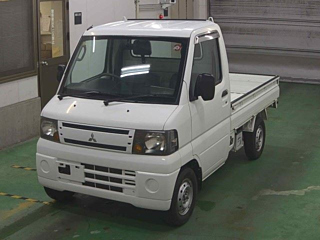 MITSUBISHI MINICAB TRUCK 2011