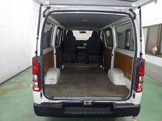 TOYOTA HIACE VAN 2014
