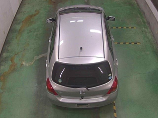 TOYOTA VITZ 2011