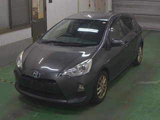 TOYOTA AQUA 2014