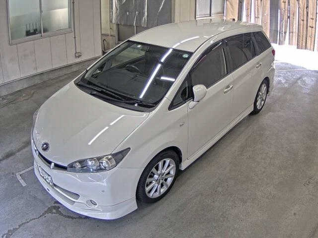 TOYOTA WISH 2009