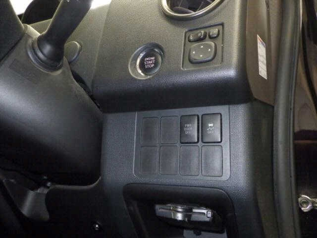 TOYOTA SPADE 2015