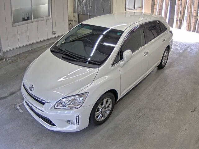 TOYOTA MARK X ZIO 2013