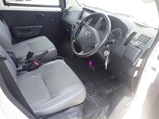TOYOTA TOWN ACE VAN 2013