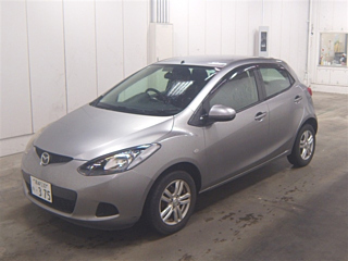 MAZDA DEMIO 2010