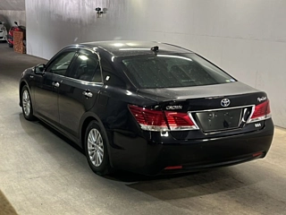 TOYOTA CROWN 2018
