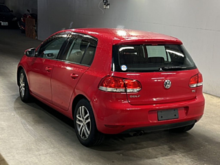 VOLKSWAGEN GOLF 2010