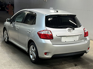 TOYOTA AURIS 2010