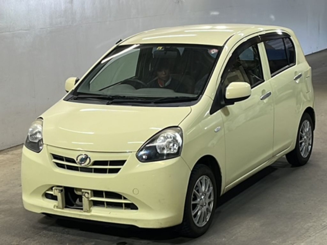 DAIHATSU MIRA E S 2012