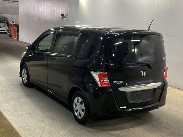 HONDA FREED 2014