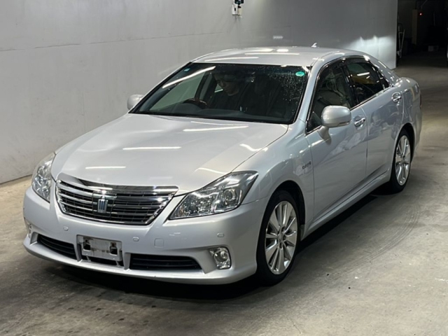 TOYOTA CROWN 2011