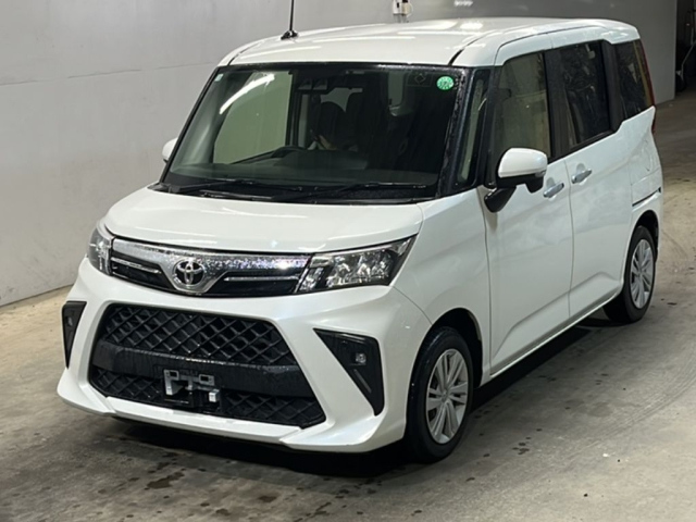 TOYOTA ROOMY 2022