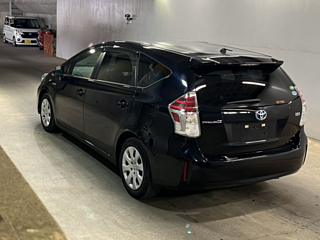 TOYOTA PRIUS ALPHA 2020