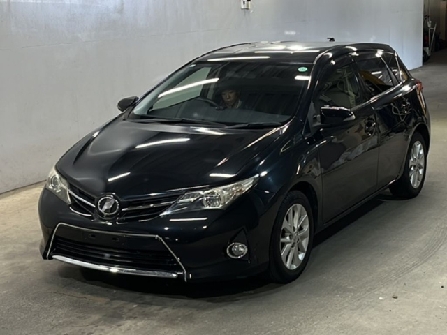 TOYOTA AURIS 2014
