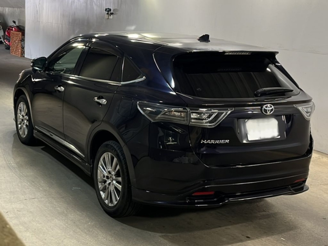 TOYOTA HARRIER 2015