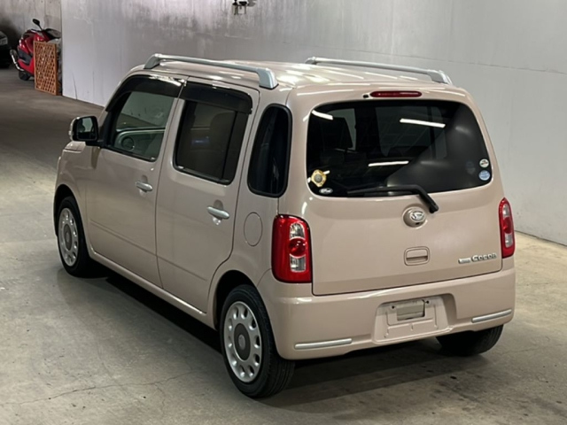 DAIHATSU MIRA 2010