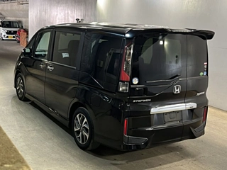 HONDA STEP WAGON 2017