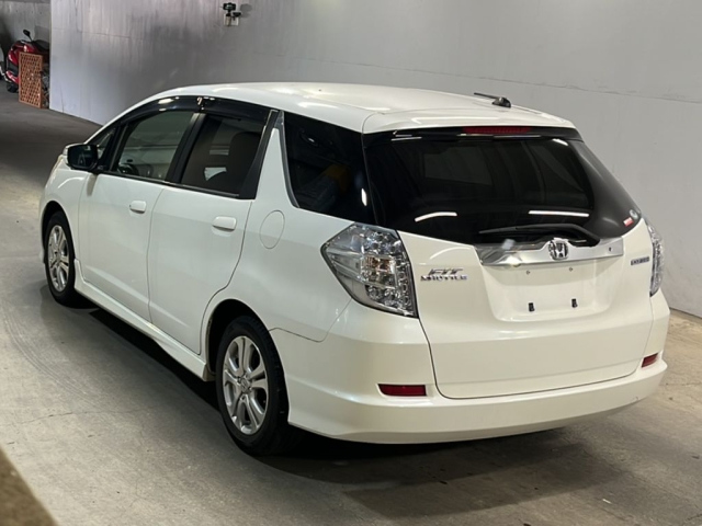 HONDA FIT SHUTTLE 2012