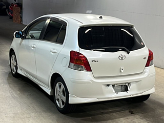 TOYOTA VITZ 2009