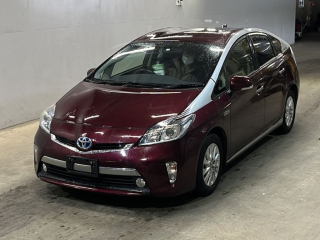 TOYOTA PRIUS PHV 2014