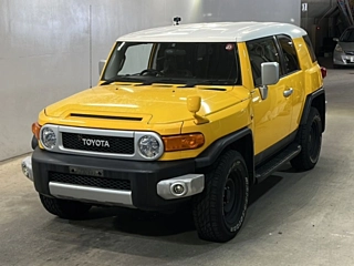 TOYOTA FJ CRUISER 2011