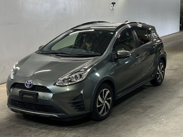 TOYOTA AQUA 2019