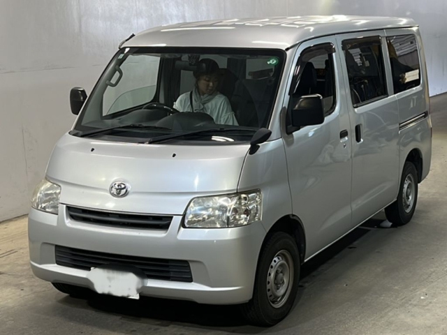 TOYOTA LITE ACE VAN 2018