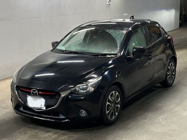 MAZDA DEMIO 2016