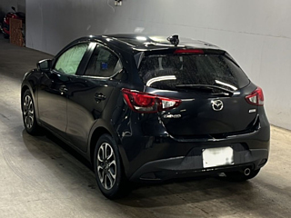 MAZDA DEMIO 2016